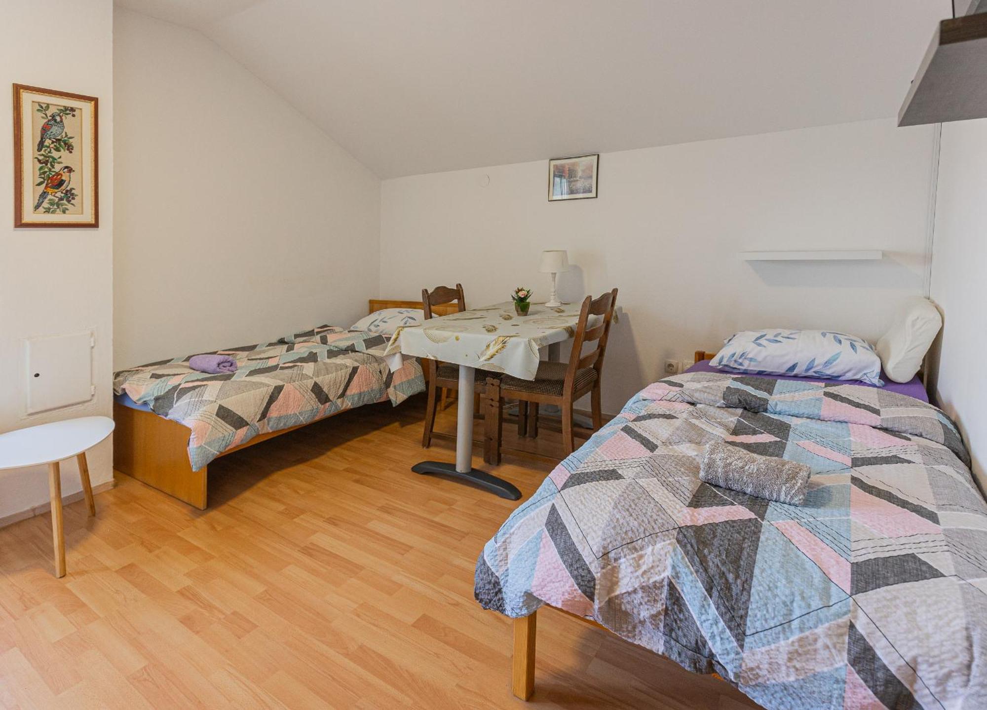 Rooms Kozarje Liubliana Exterior foto